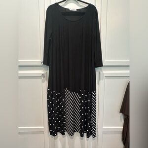 Size 22W Elena Miro Black and White A-Line 3/4 Sleeve Dress